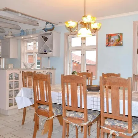 펜션 Haugstrupgard